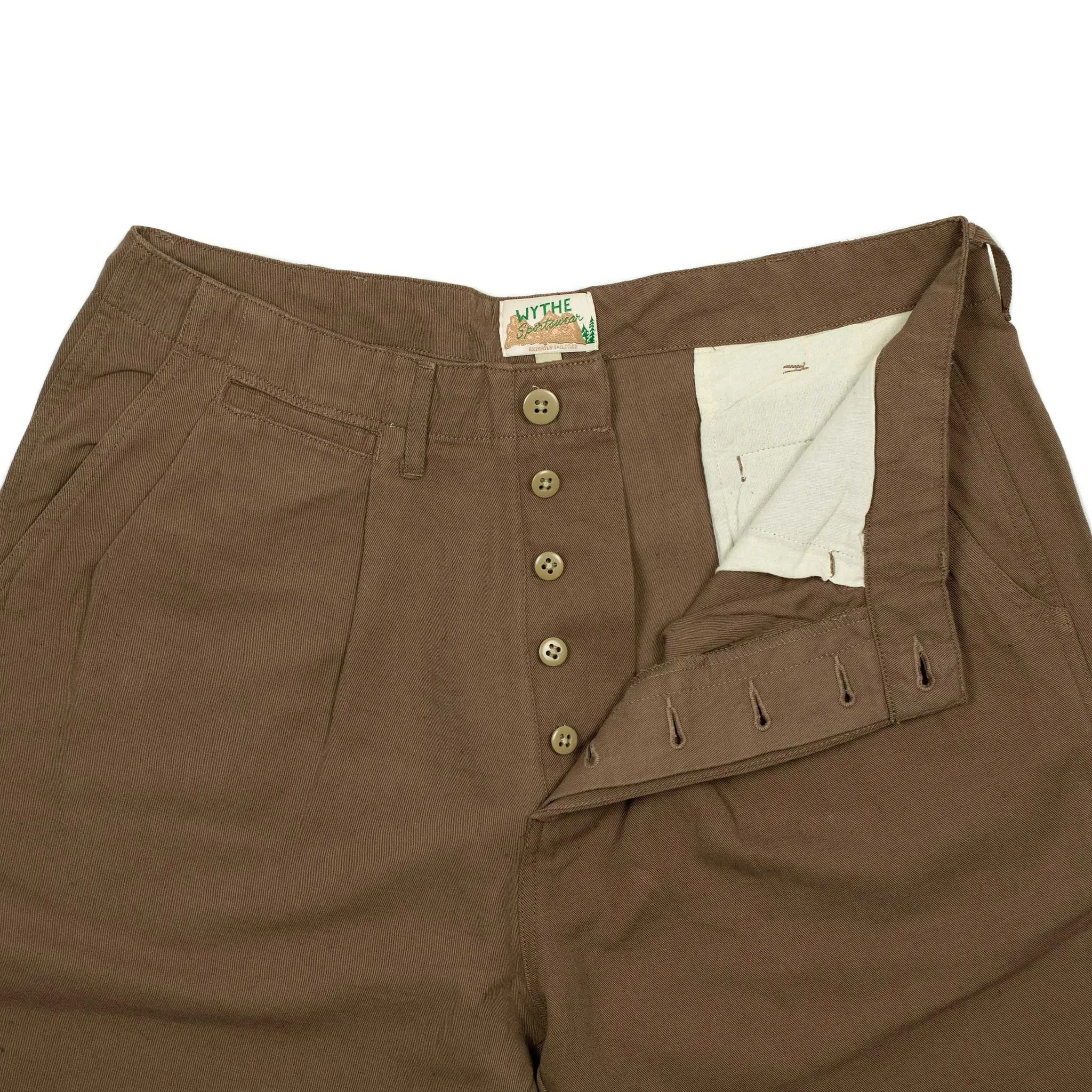 Pleated chinos in churrow brown cotton linen