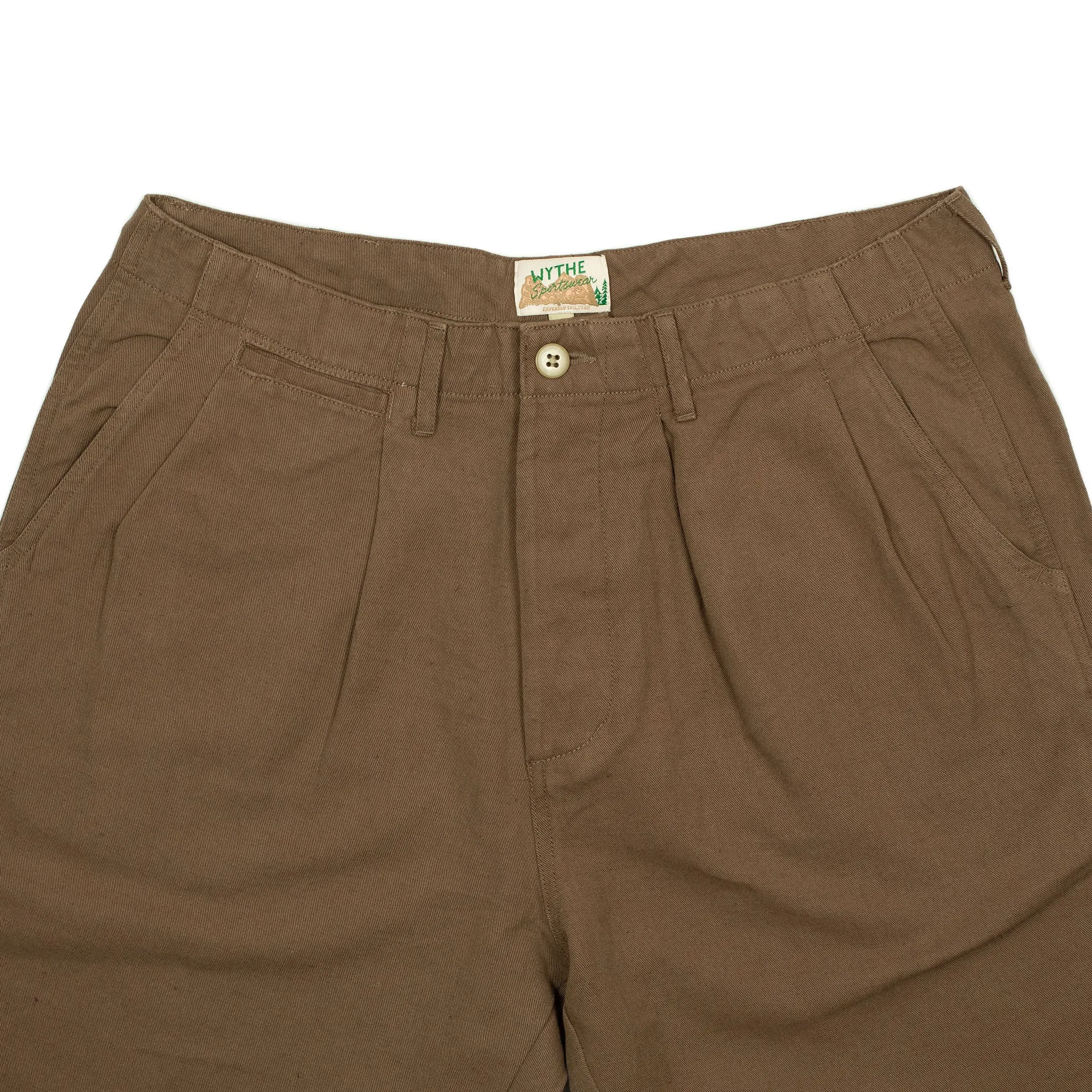 Pleated chinos in churrow brown cotton linen