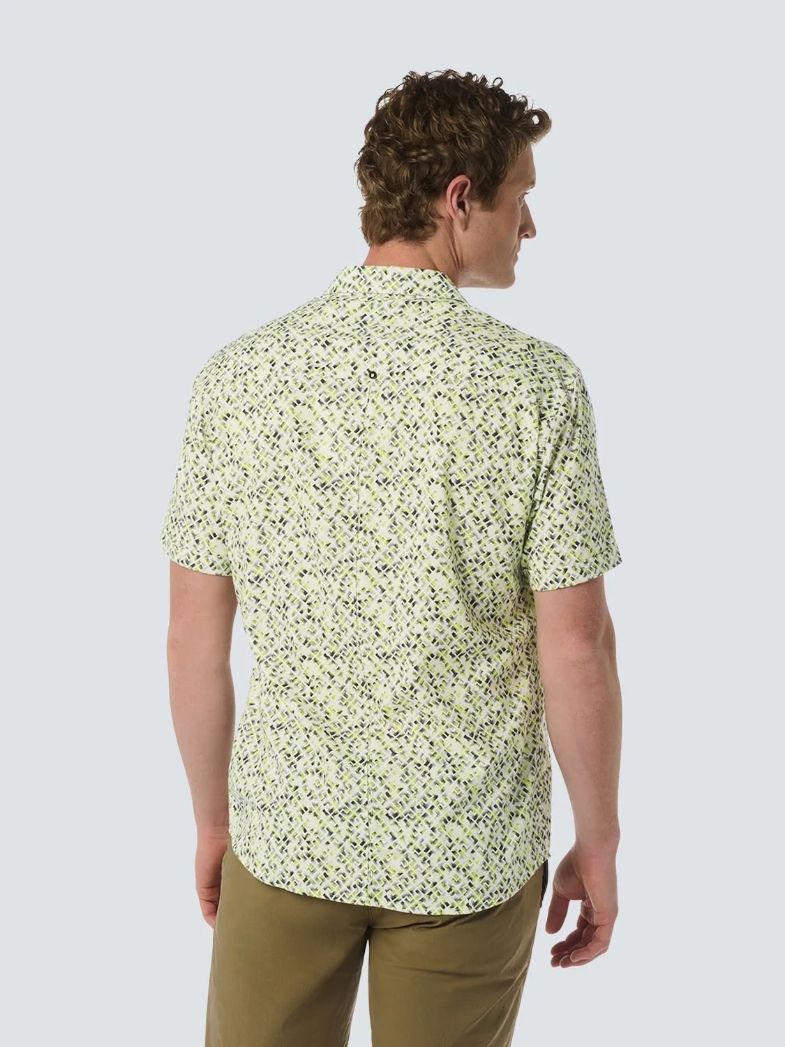 Short Sleeve Shirt with Graphic Pattern for Summery Looks | Lime